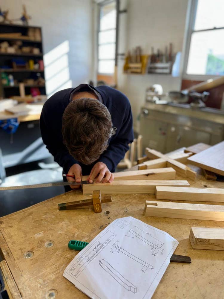 No photo description available.